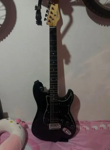 Guitarra Gianinni Elétrica Strato G102
