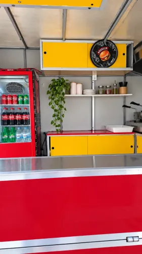Trailer Food Truck Completo com Chapa, Fritadeira e Documentação
