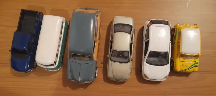  6 Carrinhos Metálicos (Aprox. 14cm) | ~1997 1998 1999 |