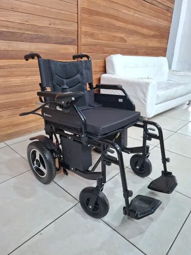 Cadeira de Rodas Motorizada