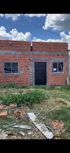OVendo casa semi pronta jardim Florianópoli 90mil