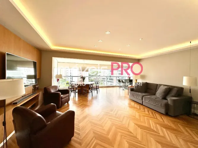 Apto de alto padrão com 3 dorm, todos suites e 3 vagas no melhor do Aclimaçao