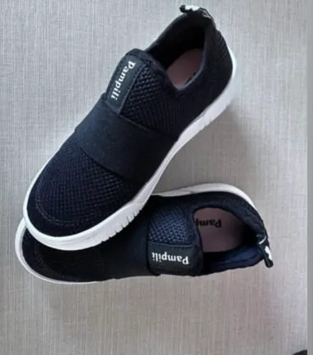 Tênis escolar preto Tam 27 NOVO