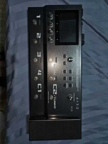 Boss GX-100 + Módulo Bluetooth BT-DUAL
