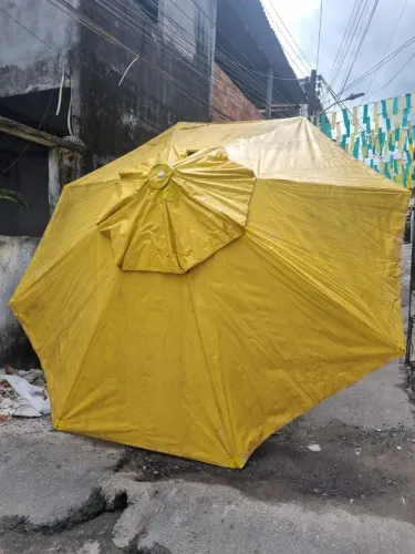 Vendo 02 sombreiros..cada um R$:800