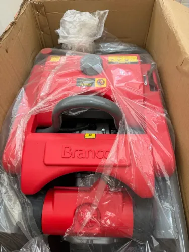 Compactador de solo