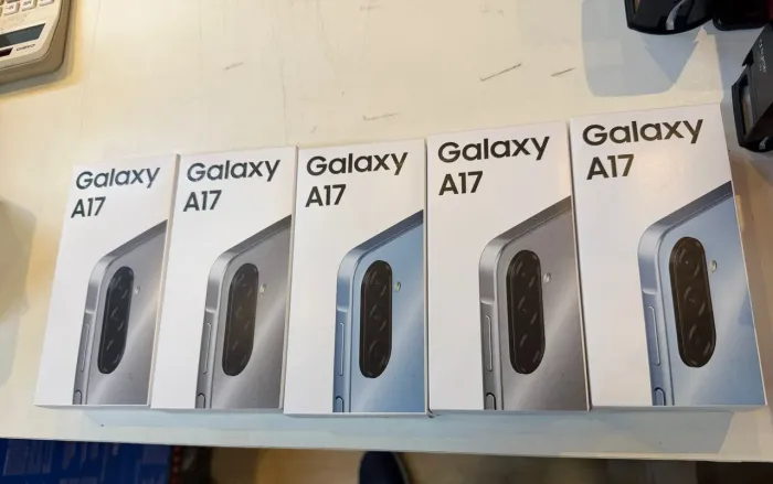 Smartphone Samsung A17 4G - 128GB (LACRADO)