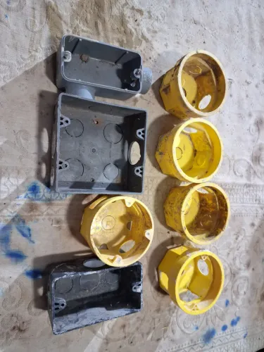 lote 6 caixas redonda e 3 quadrada 