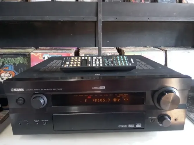 AV RECEIVER RX-V1400 YAMAHA C/ CONTROLE