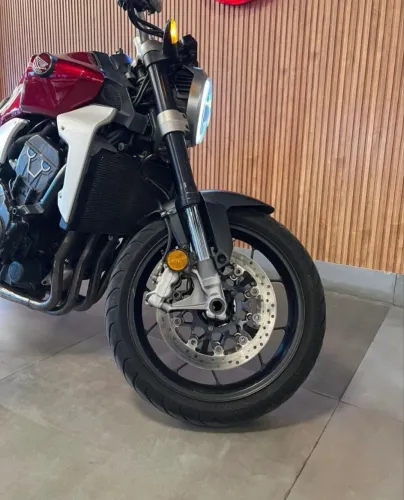 Cb1000r