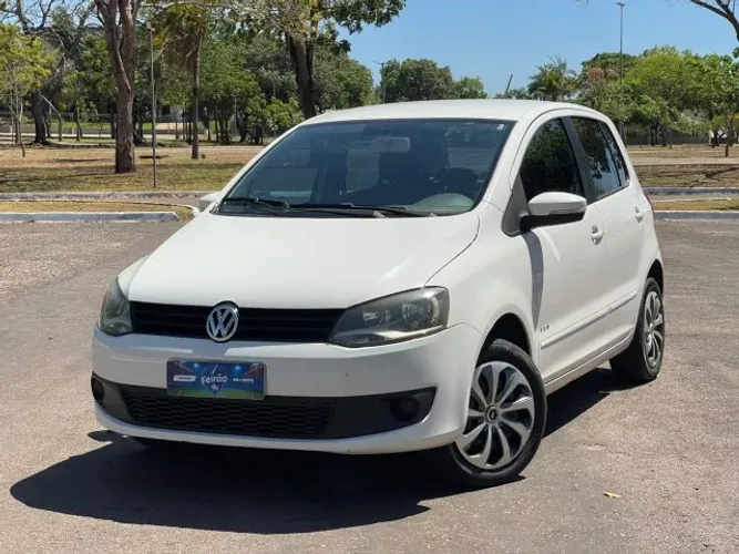 Volkswagen Fox 1.0 MI Total Flex 8V 5P 2014