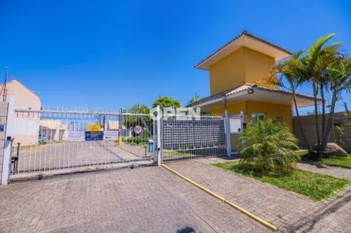 Casa em condomínio fechado 02 dormitórios - Bairro São Luiz , Canoas .