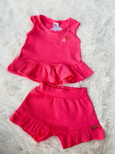 VENDO ESTOQUE COMPLETO DE ROUPAS INFANTIS - TUDO NOVO C/ ETIQUETA 