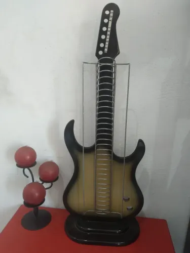 Porta CD Guitarra Capacidade 30 CDs