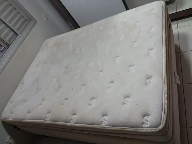 Colchão casal + box 750,00
