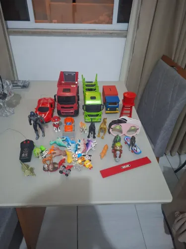 Lote de Brinquedos variados 
