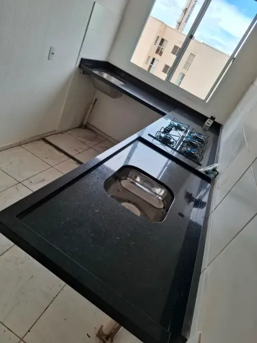 Bancadas em mármore ou granito