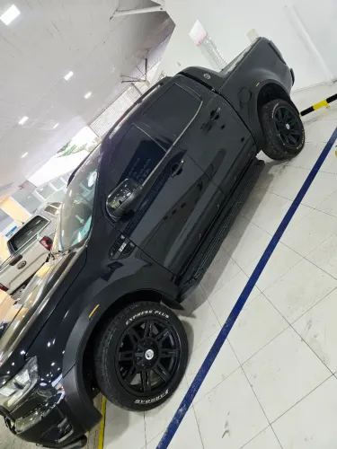 Ford Ranger Black 2.2 4X2 CD Diesel AUT 2022