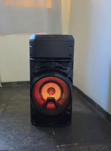 LG XBOOM RN5 - Som Potente | Bluetooth | DJ App | Karaokê