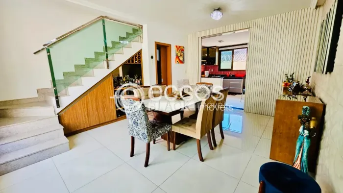 Casa à venda, 3 quartos, 1 suíte, 2 vagas, Trevo - Belo Horizonte/MG