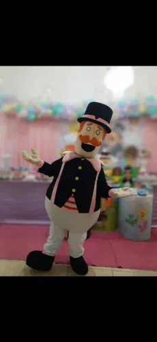 Personagem vivo Bita fantasia