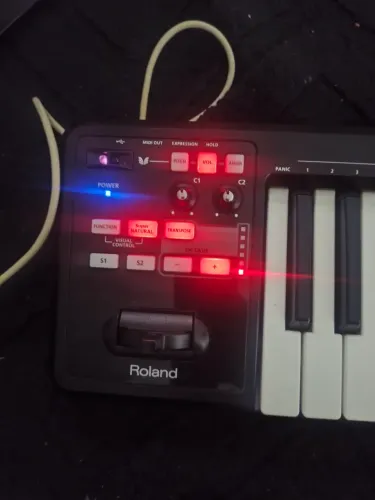 Teclado Roland A-49