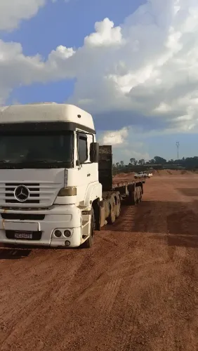 Caminhao Mercedes