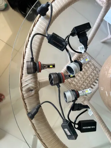 kits de lâmpadas automotivas em LED de alta potência (como o Kit Led H8 Power Light Roads