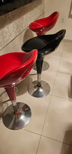 Vendo Banquetas usadas - sem detalhe