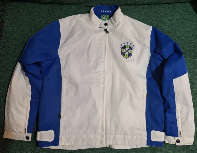 Jaqueta toda bordada do Brasil