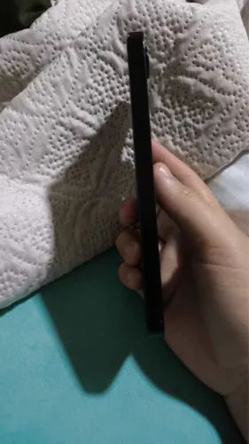 iPhone 16E