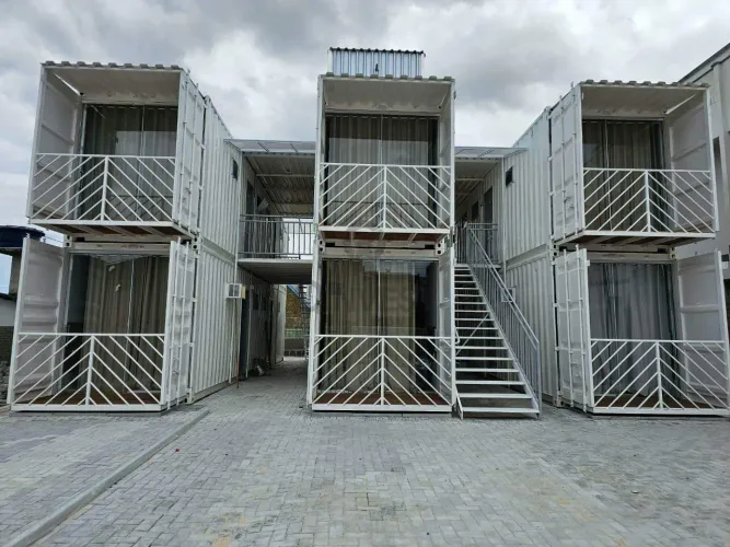 Kitnet Mobiliada com 1 Dormitório para Alugar  14m²  R$ 1.120/mês  Jardim das Avenidas, Ar