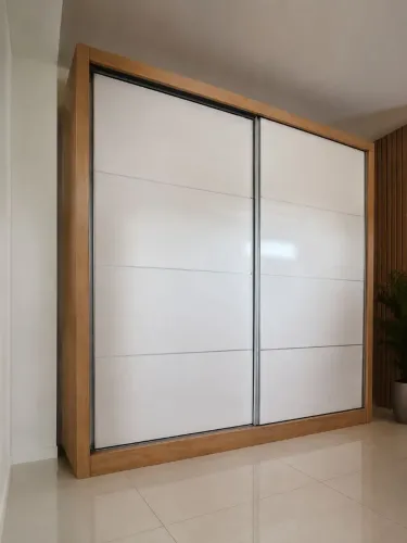 Guarda-Roupa Casal 100% MDF 2,02m | Portas de Correr