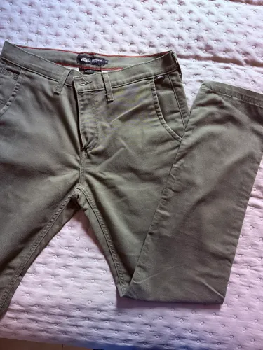 Calça vans authentic chino 42