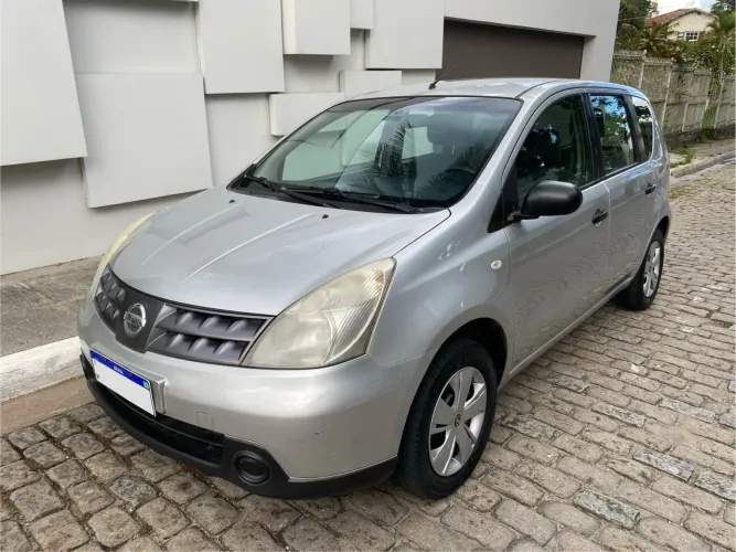 Nissan Livina 1.6 16V Flex Fuel 5P 2011