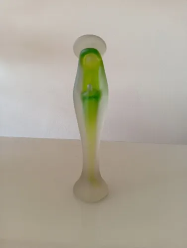 Escultura Nossa Senhora em vidro