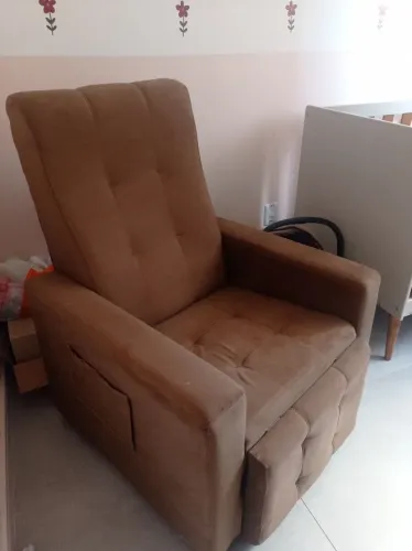 Poltrona reclinável 
