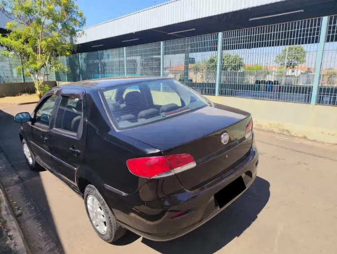 Fiat Siena EL Celeb. 1.0 MPI Fire Flex 8V 4P 2011