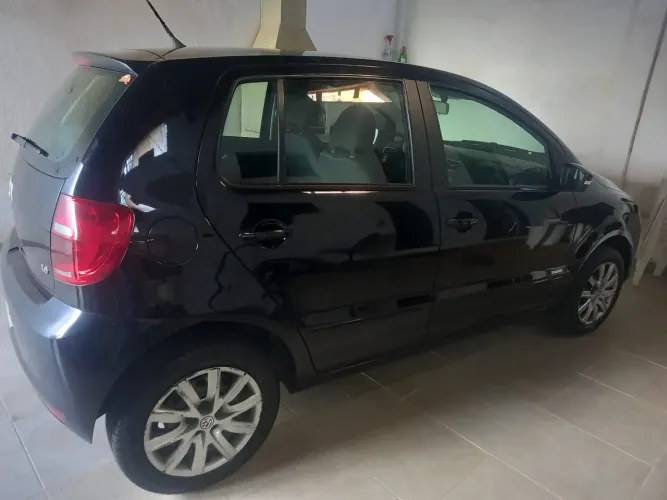Volkswagen Fox 1.6 MI Total Flex 8V 5P 2014
