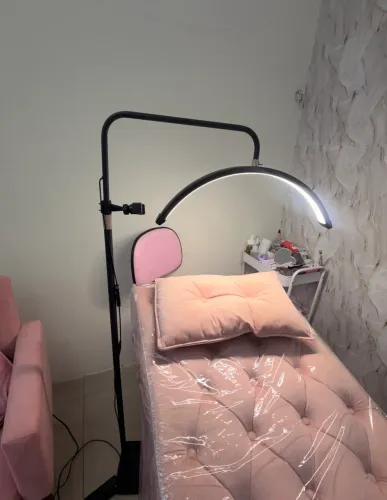 VENDO MACA CADEIRA LUZ