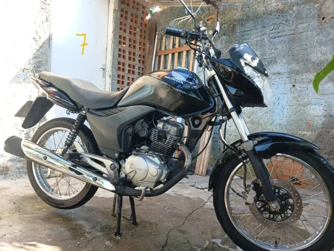 Vendo moto Honda CG 150 esd 2011