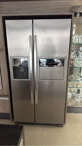 Vendo geladeira Side by Side Electrolux