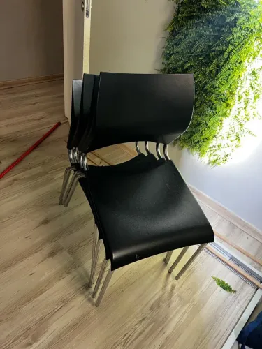 Cadeiras  não entrego nem pela OLX precisa retirar 