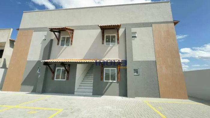 Apartamento com 2 dormitórios à venda, 52 m² por R$ 190.000,00 - Jereissati I - Maracanaú/