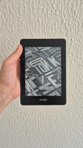 Kindle Paperwhite10ª geração - 6,23 gb