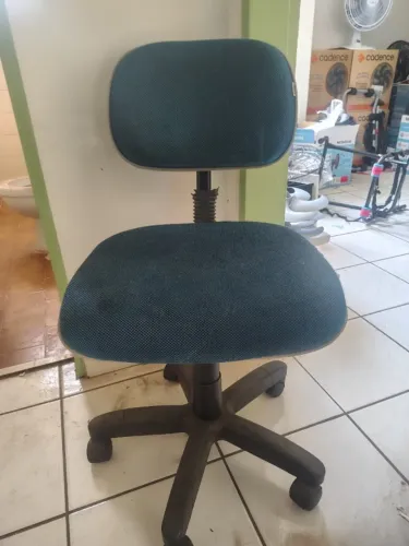 Cadeiras secretaria azul bom estado