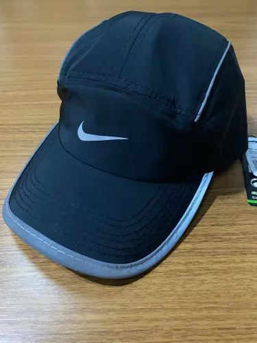Boné Nike Refletivo
