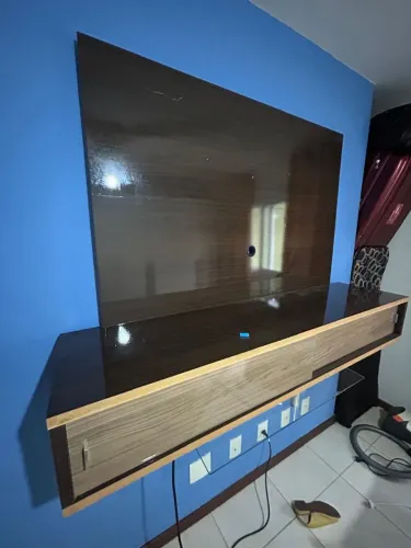 Painel para TV Suspenso com Gaveta - Moderno e Conservado!