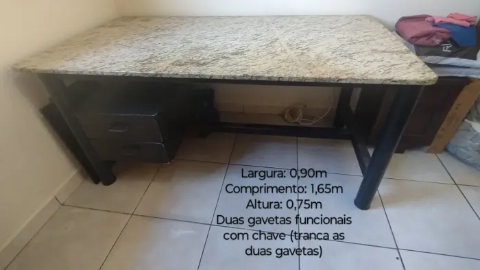 Mesa de Mármore p/ escritório