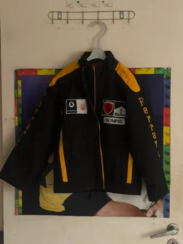 Jaqueta infantil Ferrari